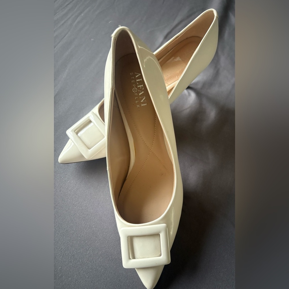 Alfani Step N Flex Pumps